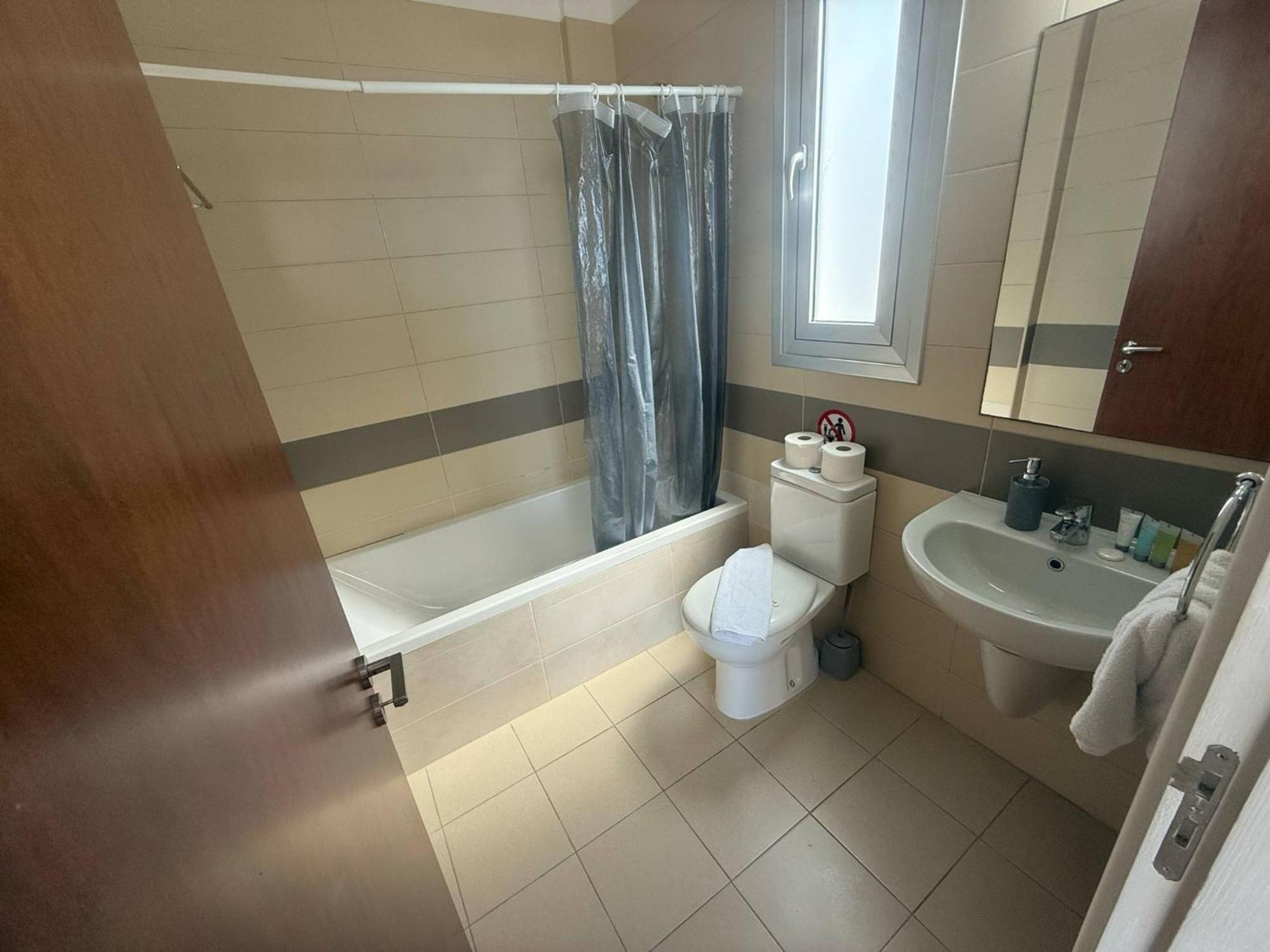 Villa Aqua Sunrise 1Km From Beach With Sea Views Coral Bay Exterior photo